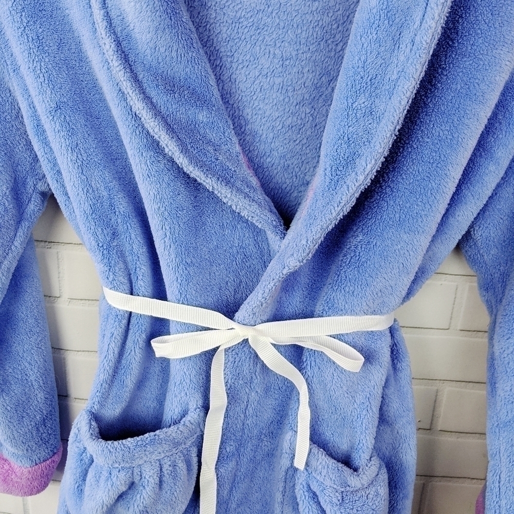 Circo Blue/Pink Fuzzy Robe - Picture 3 of 4